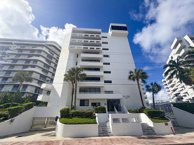 Indian Creek Marina South  photo 2